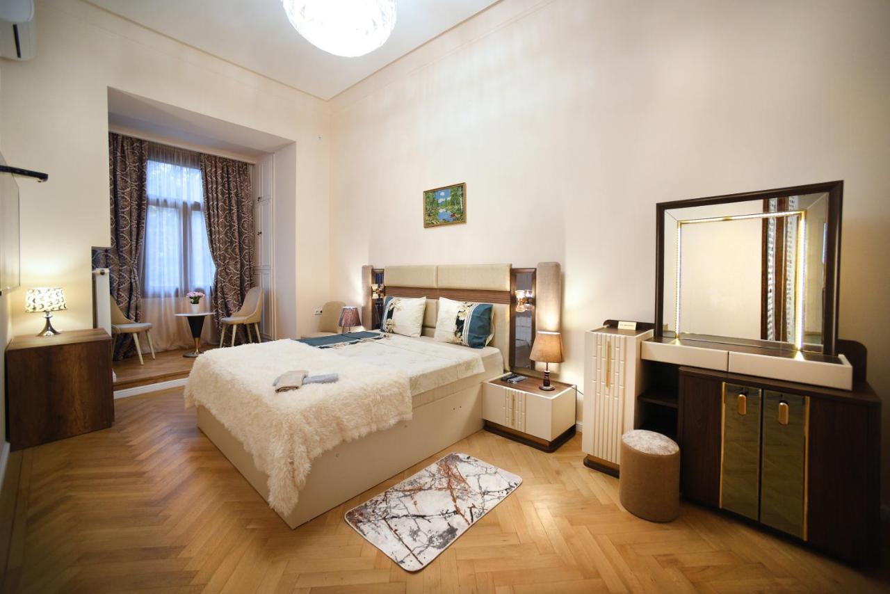 City Lux Hotel 트빌리시 외부 사진