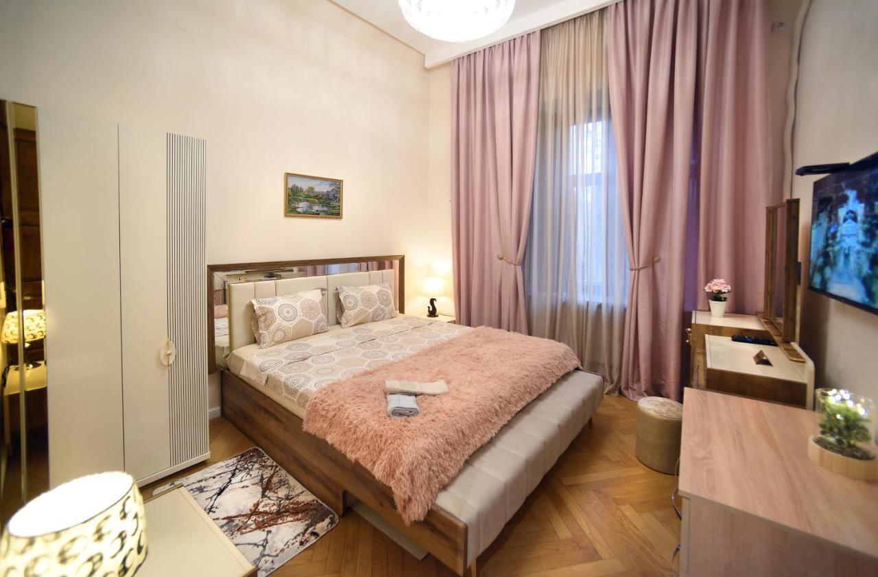 City Lux Hotel 트빌리시 외부 사진
